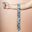 Load image into Gallery viewer, Flowering Gum Tie