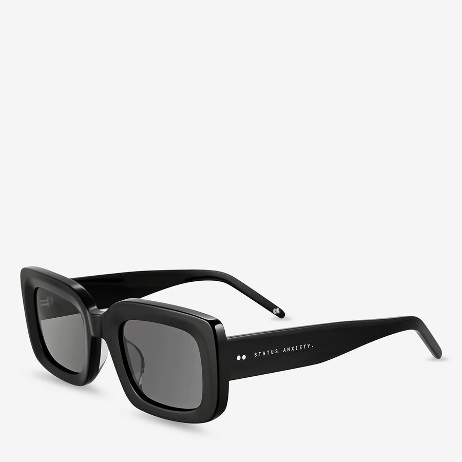 Unyielding Sunglasses Black